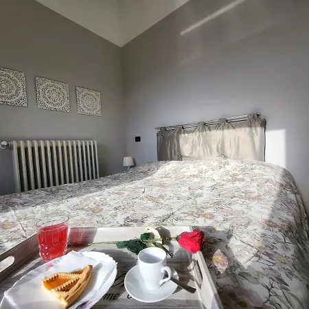 Palazzetto Del Pittore Bed & Breakfast