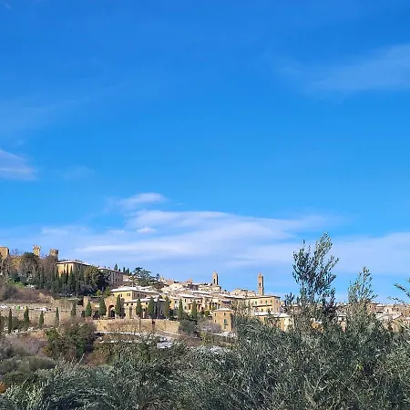 Palazzetto Del Pittore In Bed & Breakfast San Quirico d'Orcia