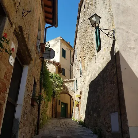 Bed & Breakfast Palazzetto Del Pittore In 3*